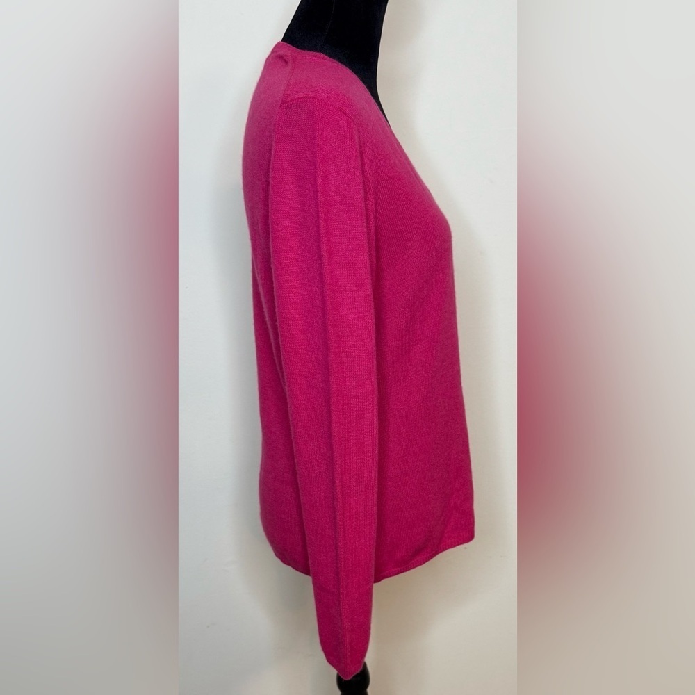 Charter Club Hot Bubblegum Pink V Neck 100% Cashmere Sweater soft preppy SM EUC - Picture 5 of 6